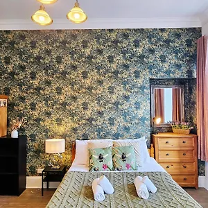 No15 Castle View Edinburgh